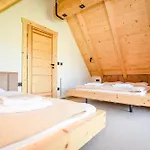 Jaroszowka Z Widokiem Na Gory Zakopane