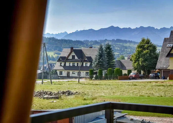 Jaroszowka Z Widokiem Na Gory *