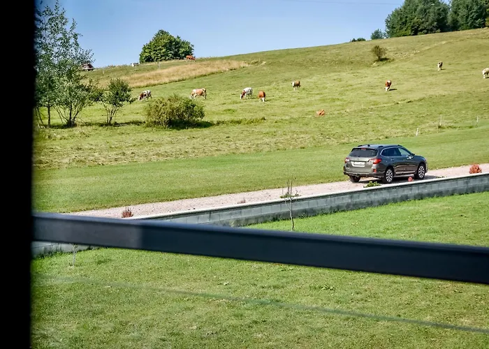 Jaroszowka Z Widokiem Na Gory