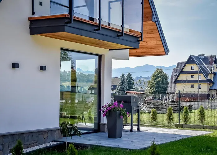 Jaroszowka Z Widokiem Na Gory