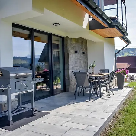 Jaroszowka Z Widokiem Na Gory Alpstuga Zakopane