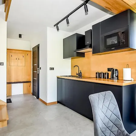 Jaroszowka Z Widokiem Na Gory 木屋 扎科帕内