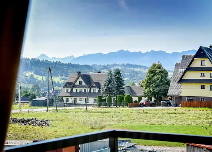 Jaroszowka Z Widokiem Na Gory